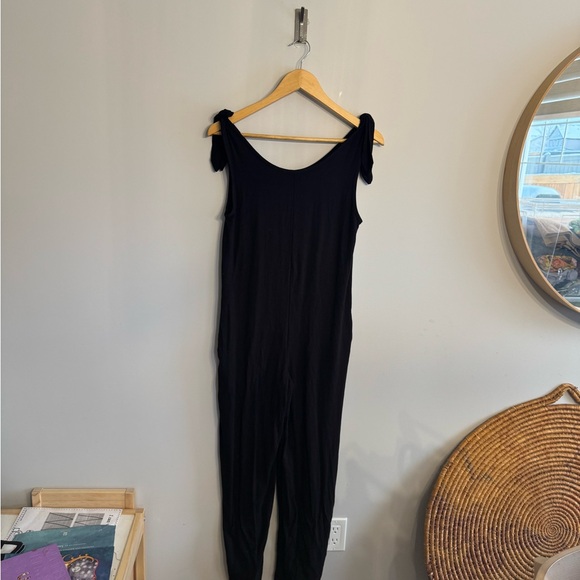 Olivia Rae medium Black Sleeveless Jumpsuit - Picture 2 of 7
